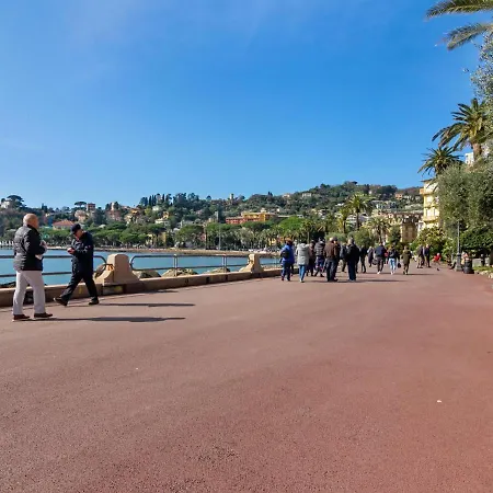 Spacious In With Balcony Rapallo