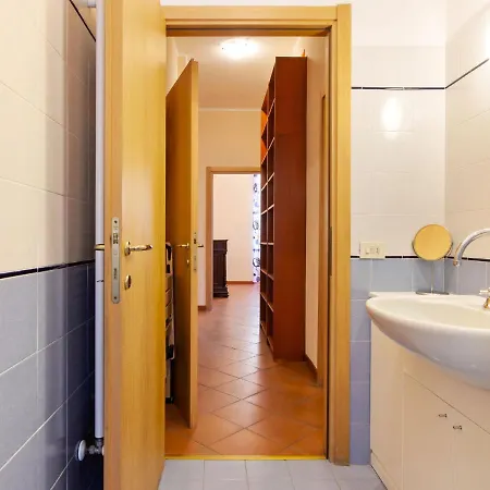 Spacious In With Balcony Rapallo