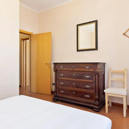 Spacious In With Balcony Rapallo